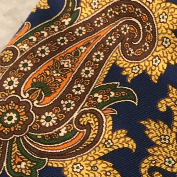 Gap Premium Silk Tie Mens Paisley Blue Gold Designer Quiet Luxury Italy Festival - Picture 2 of 6